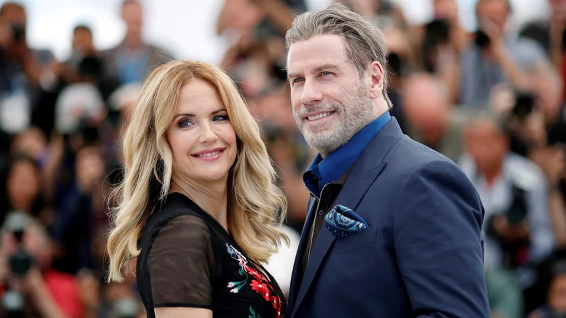 Kelly Preston junto a su esposo John Travolta Kelly Preston junto a su esposo John Travolta