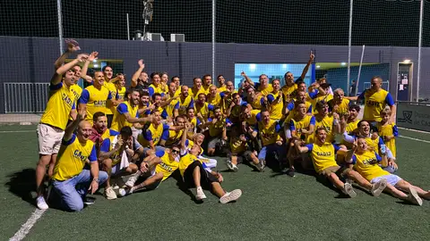 Los jugadores de Cádiz celebran el ascenso a Primera División Los jugadores de Cádiz celebran el ascenso a Primera División