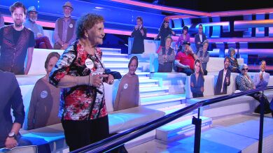 Palmira suma nuevos pasos de baile y demuestra sus avances con la “pachanga” a Arturo Valls