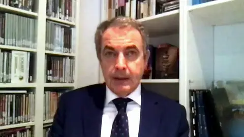 Zapatero pide "serenidad" ante la investigación a las finanzas del Rey y si hay que cambiar las leyes "hágase" Zapatero pide "serenidad" ante la investigación a las finanzas del Rey y si hay que cambiar las leyes "hágase"