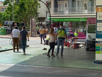 Dos heridos en una explosión de una gasolinera de Cartagena, Murcia