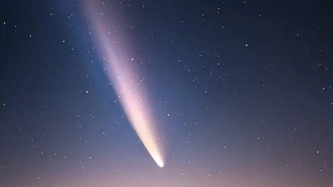 El cometa Neowise captado sobre el Teide. Foto del astrofotógrafo Daniel López. Canarias El cometa Neowise captado sobre el Teide. Foto del astrofotógrafo Daniel López. Canarias