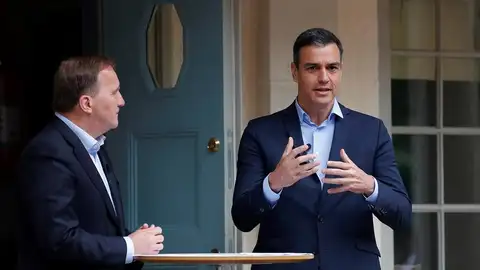 Sánchez dice que "todos tendremos que ceder" para llegar a un acuerdo para repartir los fondos europeos tras el coronavirus Sánchez dice que "todos tendremos que ceder" para llegar a un acuerdo para repartir los fondos europeos tras el coronavirus