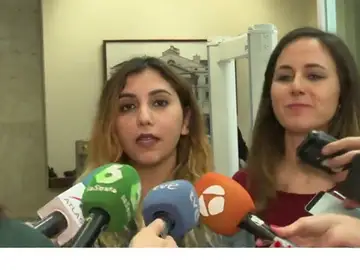¿Difundió Dina Bousselham los mensajes de su móvil mientras Podemos señala a las 'cloacas' del Estado? ¿Difundió Dina Bousselham los mensajes de su móvil mientras Podemos señala a las 'cloacas' del Estado?
