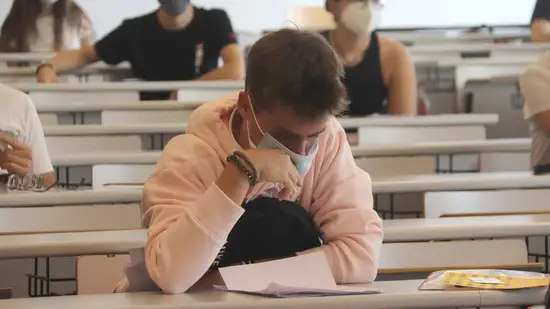 Consulta la nota de corte tras la EBAU 2020 para la universidad que quieres Consulta la nota de corte tras la EBAU 2020 para la universidad que quieres