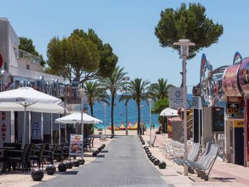 Baleares cierra tres calles de Magaluf y Playa de Palma para evitar contagios de coronavirus