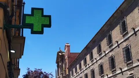 Imagen de archivo: farmacia. Calle Libreros Alcalá de Henares