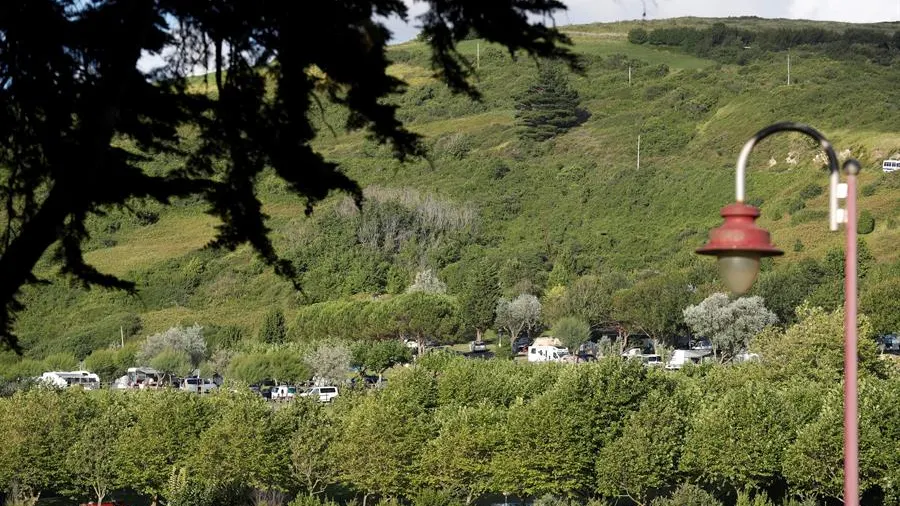 Realizan pruebas PCRs a los 250 clientes de un camping en Zarautz tras el positivo en coronavirus de dos personas