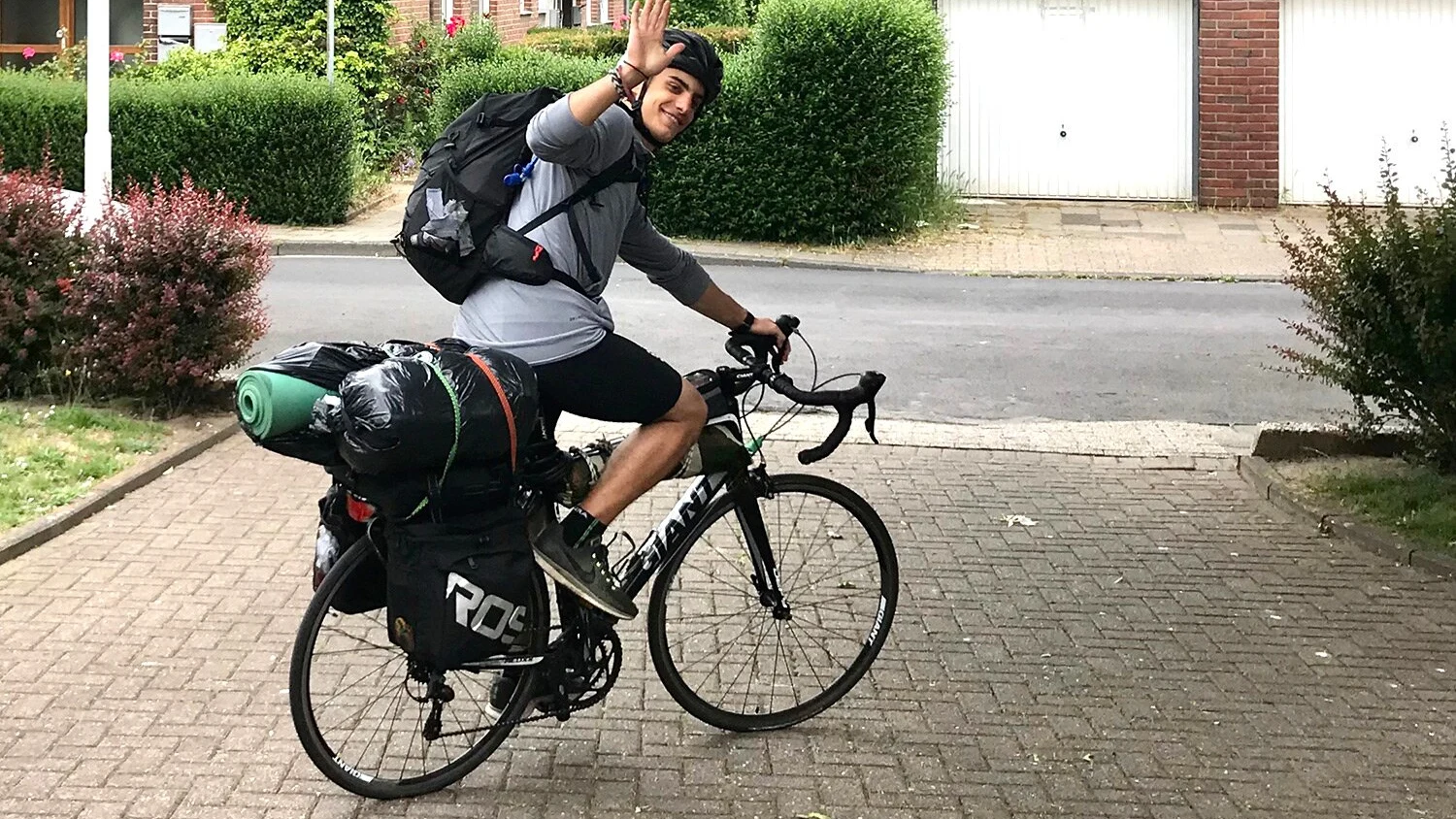 Kleon Papadimitriou, en su periplo en bicicleta