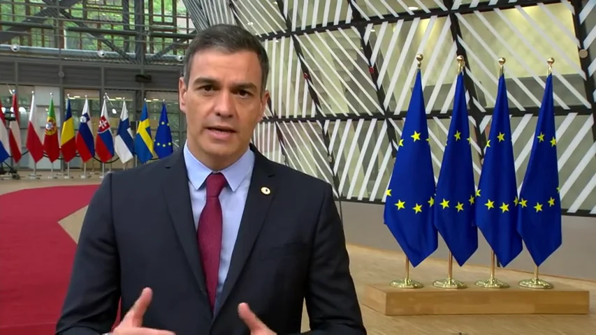 Pedro Sánchez avisa de que los líderes europeos están "obligados" a un acuerdo sobre el fondo de reconstrucción tras el coronavirus Pedro Sánchez avisa de que los líderes europeos están "obligados" a un acuerdo sobre el fondo de reconstrucción tras el coronavirus
