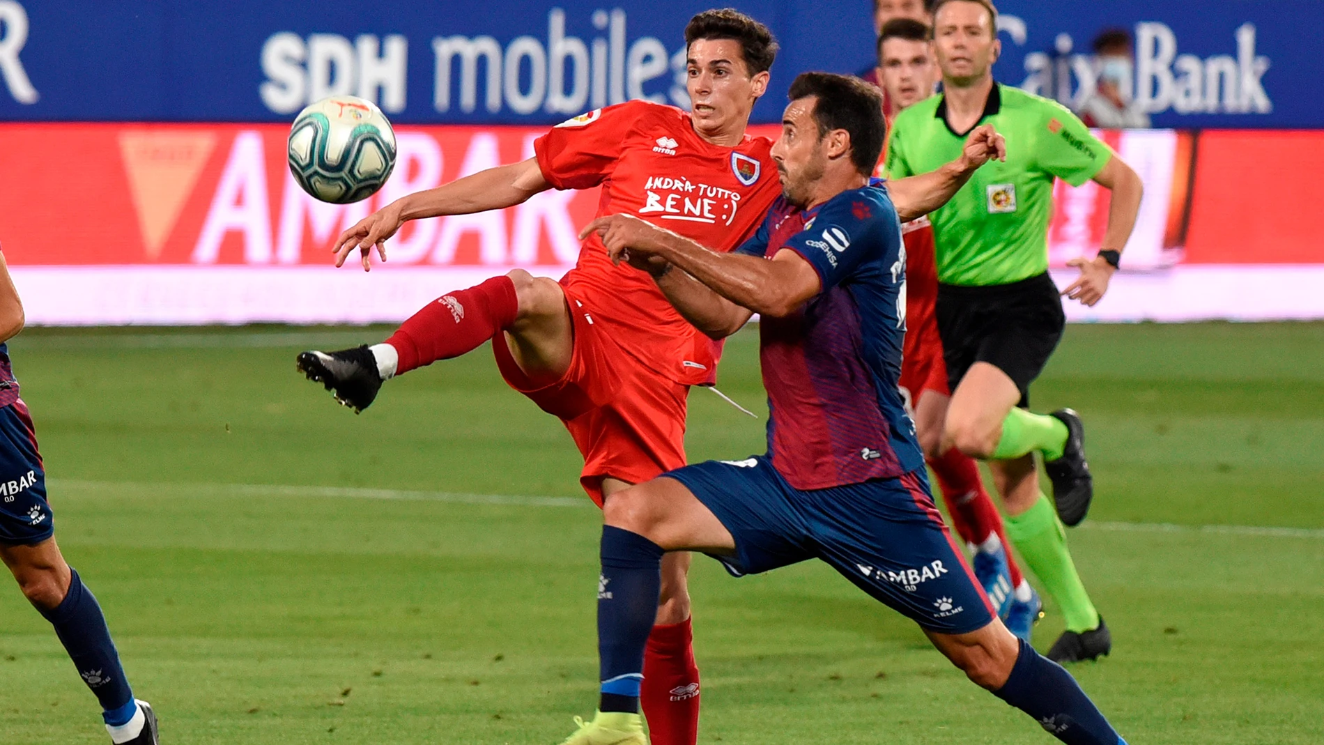 El Huesca vuelve a Primera División un año después El Huesca vuelve a Primera División un año después