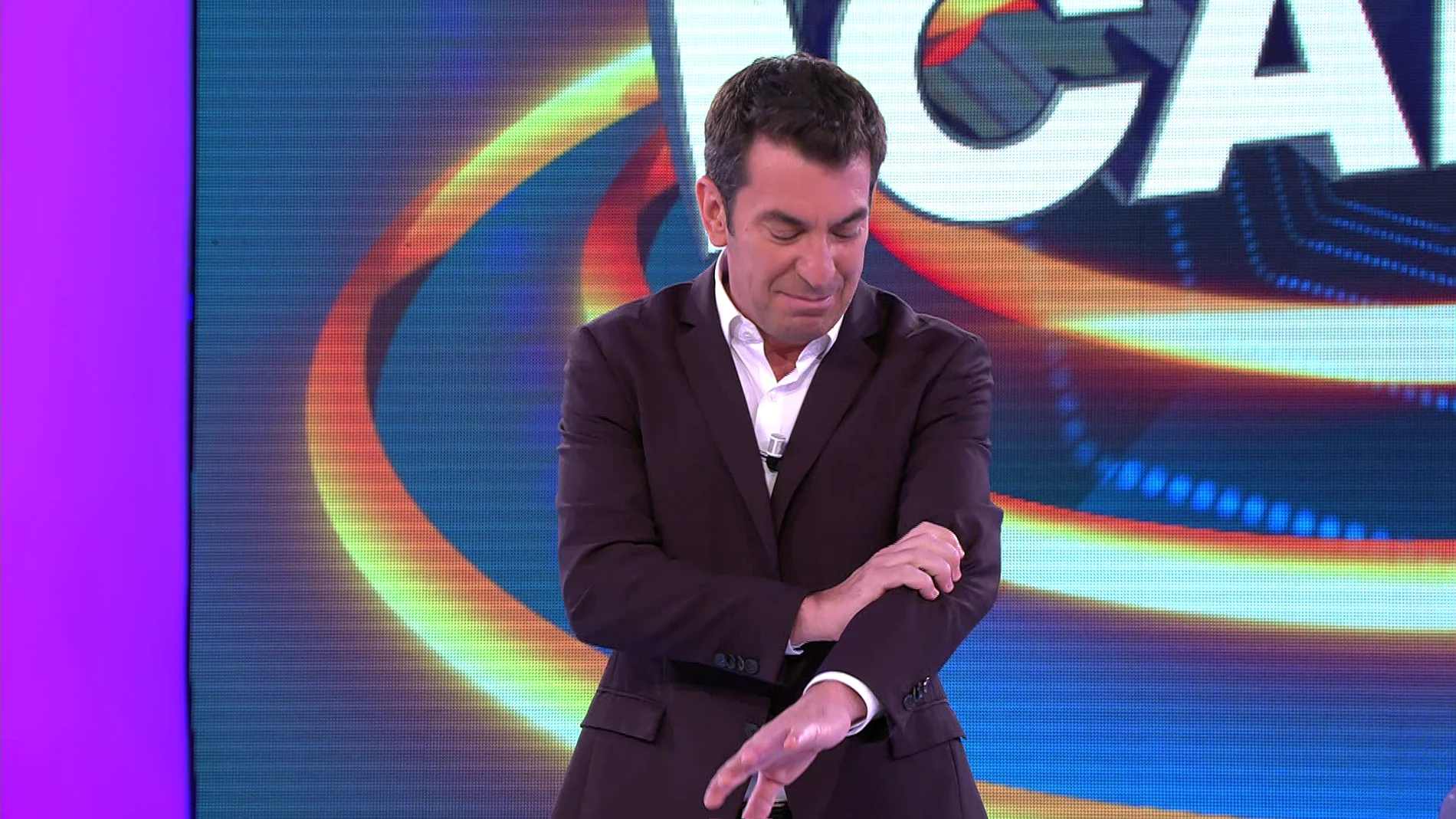 Arturo Valls revela la horrible pesadilla que ha tenido con los concursantes de ‘¡Ahora caigo!’