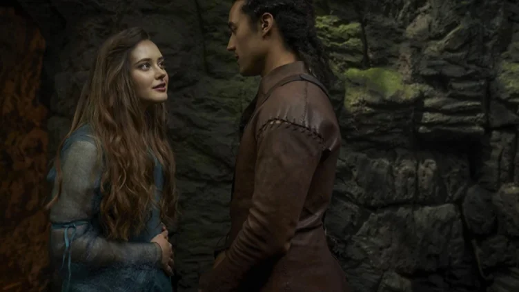 Katherine Langford en 'Maldita' Katherine Langford en 'Maldita'