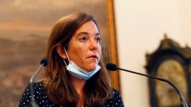 Inés Rey, alcaldesa de A Coruña, indignada con el viaje del Fuenlabrada: 