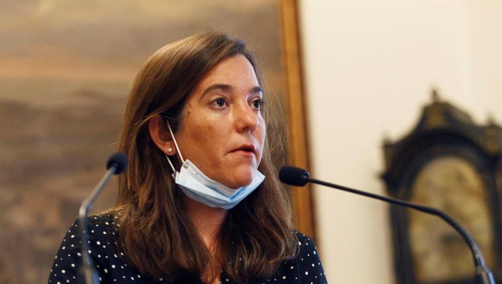 La alcaldesa de A Coruña estudia emprender acciones legales contra el Fuenlabrada: "Es una irresponsabilidad"