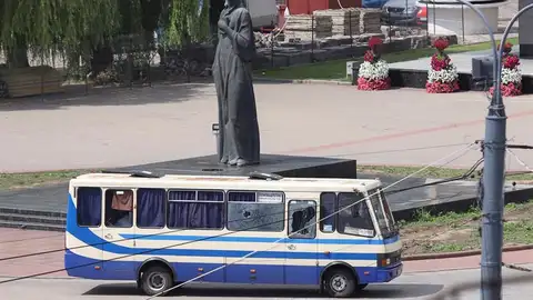 Secuestran autobús en Ucrania Hay rehenes