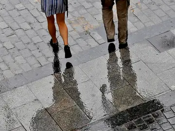 Una DANA deja fuerte lluvias en Madrid y provoca 2.000 rayos en una sola noche Una DANA deja fuerte lluvias en Madrid y provoca 2.000 rayos en una sola noche