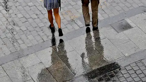 Una DANA deja fuerte lluvias en Madrid y provoca 2.000 rayos en una sola noche Una DANA deja fuerte lluvias en Madrid y provoca 2.000 rayos en una sola noche