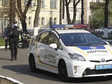 Un policía en Ucrania Un policía en Ucrania