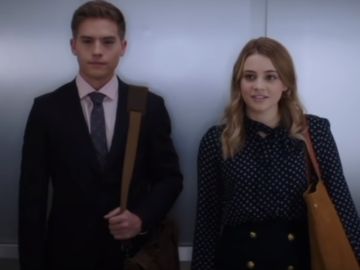 Dylan Sprouse y Josephine Langford en 'After 2'