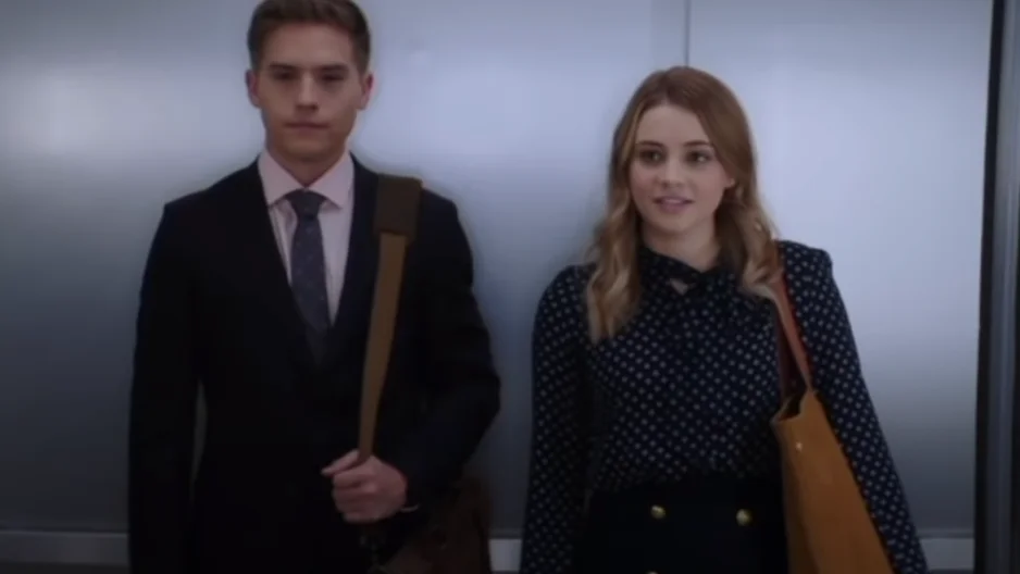 Dylan Sprouse y Josephine Langford en 'After 2'