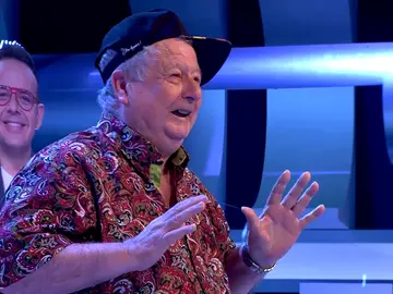 “Ya sé ponerme la gorra toa’ así”: la sorprendente actuación del Señor del Tirol de hip-hop “Ya sé ponerme la gorra toa’ así”: la sorprendente actuación del Señor del Tirol de hip-hop