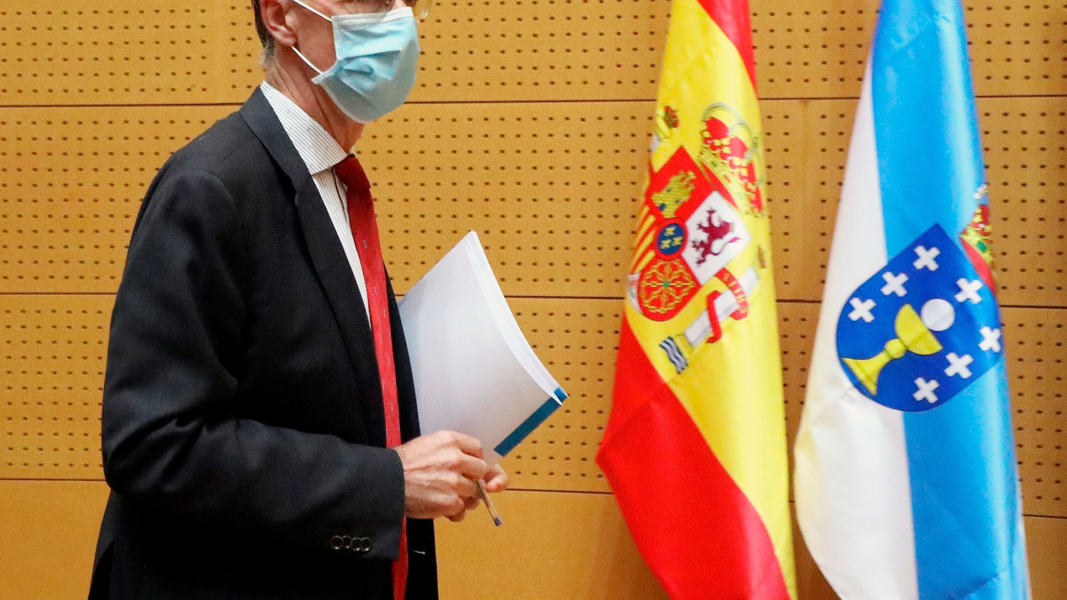 El conselleiro de Sanidad de la Xunta de Galicia, Jes&uacute;s V&aacute;zquez Almui&ntilde;a