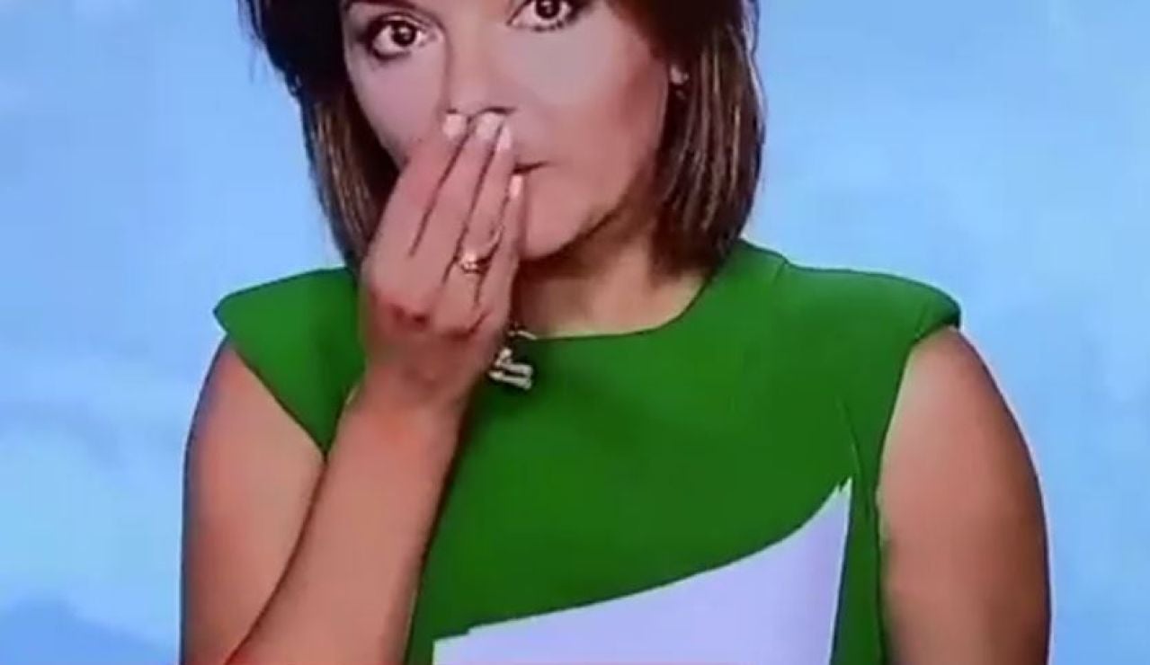 Una presentadora ucraniana pierde un diente en pleno directo