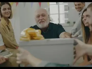 ’El ultimo regalo’, una campaña para frenar el coronavirus en reuniones familiares y de amigos en Canarias ’El ultimo regalo’, una campaña para frenar el coronavirus en reuniones familiares y de amigos en Canarias