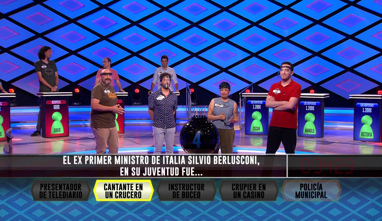 ¿Una faceta oculta? Silvio Berlusconi pone en un aprieto a ‘Los dispersos en ‘¡Boom!’ ¿Una faceta oculta? Silvio Berlusconi pone en un aprieto a ‘Los dispersos en ‘¡Boom!’