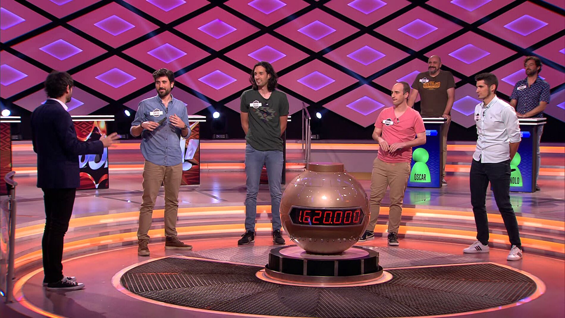 Baldo, un granadino que se ha quedado prendado de la belleza de Juanra Bonet: “Me has obnubilado”