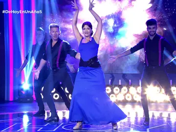 ¡No te lo pierdas! Esther nos regala un momentazo bailando flamenco en el plató de ‘De hoy en un año’ ¡No te lo pierdas! Esther nos regala un momentazo bailando flamenco en el plató de ‘De hoy en un año’