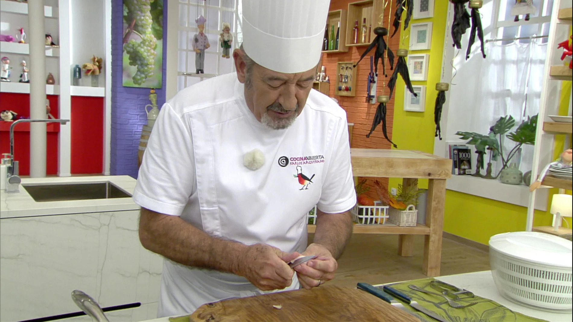 Karlos Arguiñano revoluciona en la cocina con un "alioli falso"