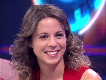 Almudena ya está con un pie dentro del cuerpo de bomberos Almudena ya está con un pie dentro del cuerpo de bomberos