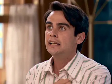 Mateo confiesa de dónde procede el dinero que quiere prestarle a Luisita y Amelia Mateo confiesa de dónde procede el dinero que quiere prestarle a Luisita y Amelia