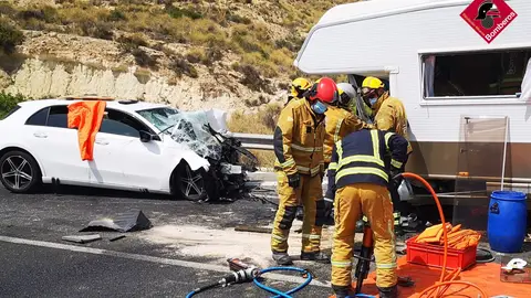 Accidente en EL Campello: tres muertos y dos personas heridas Accidente