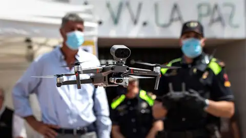 Badalona utilizará drones para evitar que los okupas invadan viviendas de forma ilegal Badalona utilizará drones para evitar que los okupas invadan viviendas de forma ilegal