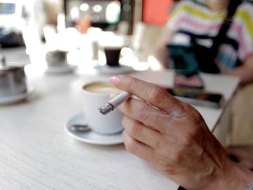 laSexta Noticias 20:00 (13-08-20) Canarias decreta el cierre del ocio nocturno, se suma a la prohibición de fumar en lugares públicos y obliga al uso de mascarilla