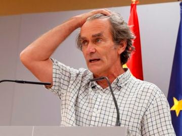  Fernando Simón: "España sigue subiendo en el número de casos, pero es una subida suave" 