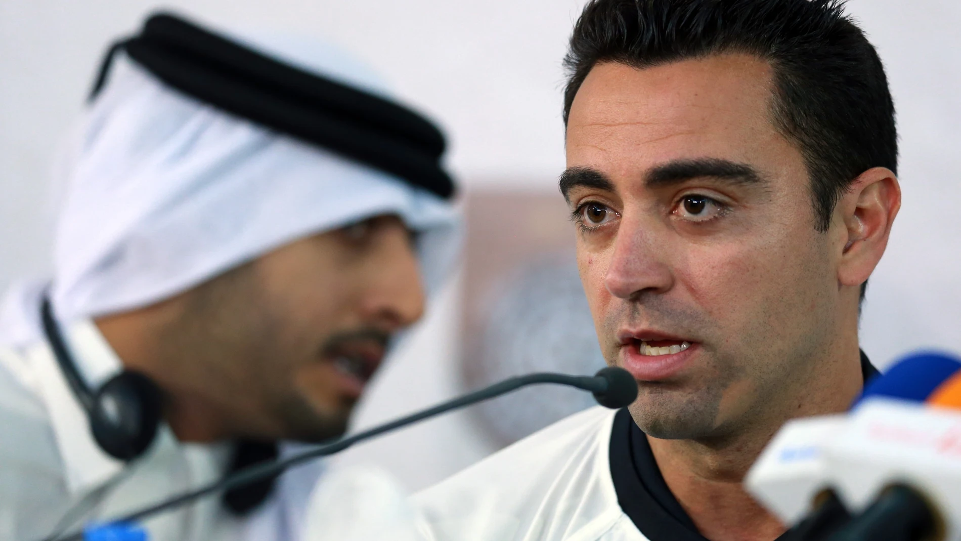 Xavi: "El fútbol es de los únicos trabajos donde se insulta al trabajador; es inadmisible que se insulte a un camarero" Xavi: "El fútbol es de los únicos trabajos donde se insulta al trabajador; es inadmisible que se insulte a un camarero"