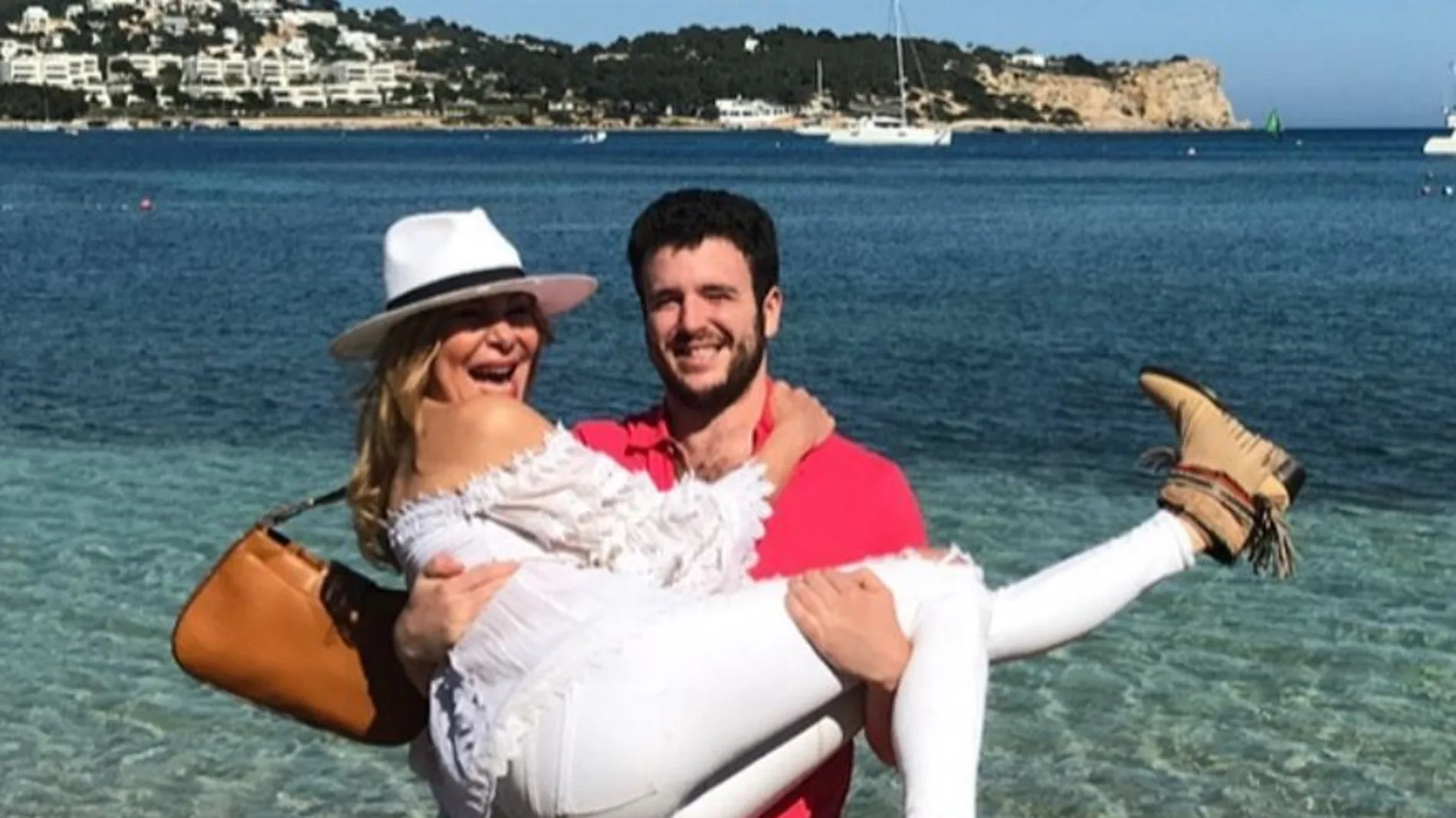 Ana Obregon recuerda a su hijo Álex Lequio: "Tres meses sin ti" Ana Obregon recuerda a su hijo Álex Lequio: "Tres meses sin ti"