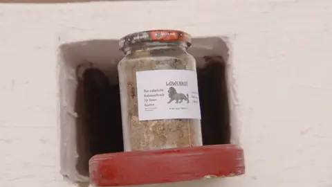 Venta de excrementos de león Venta de excrementos de león