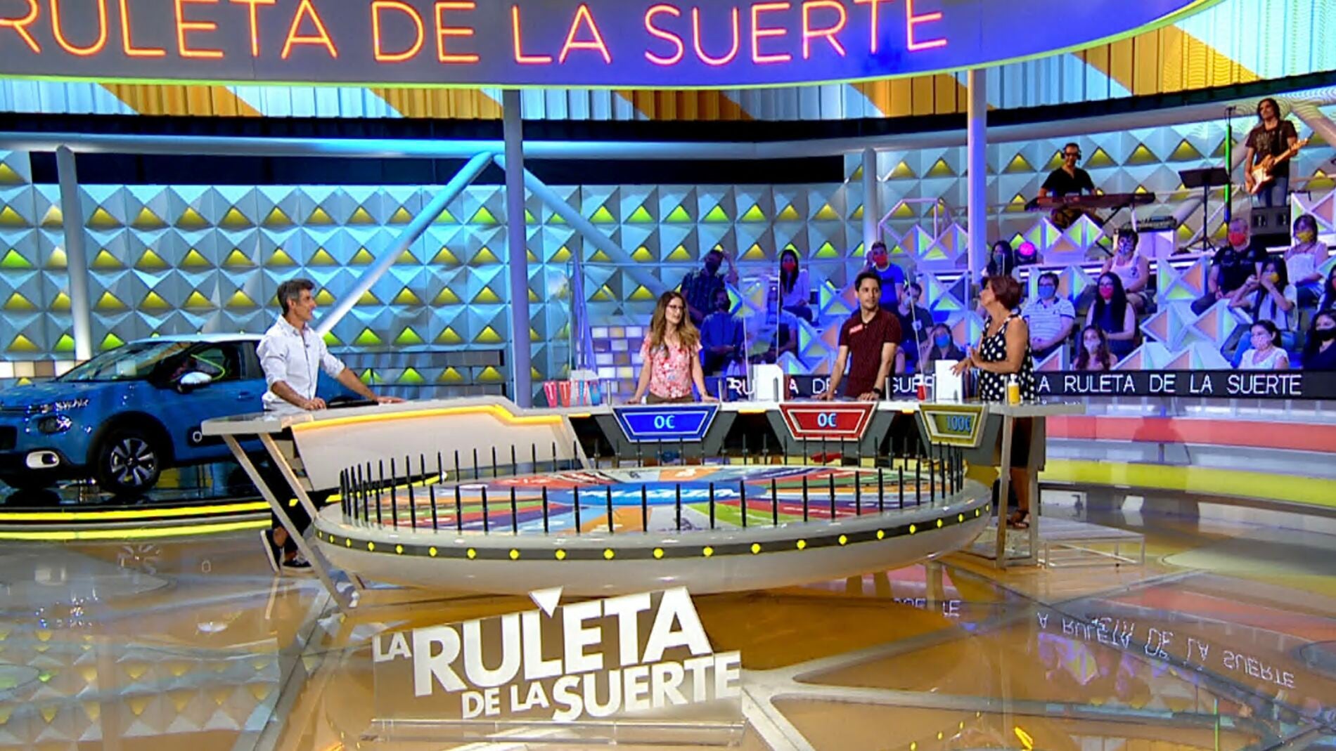 &iexcl;Cutis de ave!: La reacci&oacute;n de Merce a la canci&oacute;n del grupo de &acute;La ruleta de la suerte&acute;
