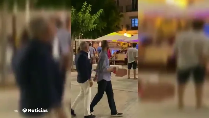Las pol&eacute;micas im&aacute;genes de varios bares de Ibiza que incumplen las medidas contra el coronavirus 