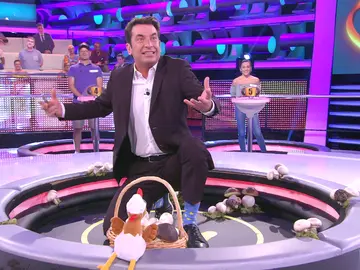 Sorprendente: Arturo Valls explica el ciclo de la vida versión ‘¡Ahora caigo!’ a partir de los champiñones Sorprendente: Arturo Valls explica el ciclo de la vida versión ‘¡Ahora caigo!’ a partir de los champiñones