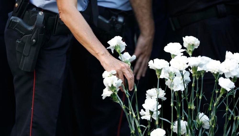 Homenaje a las víctimas del atentado de las Ramblas y Cambrils en el tercer aniversario
