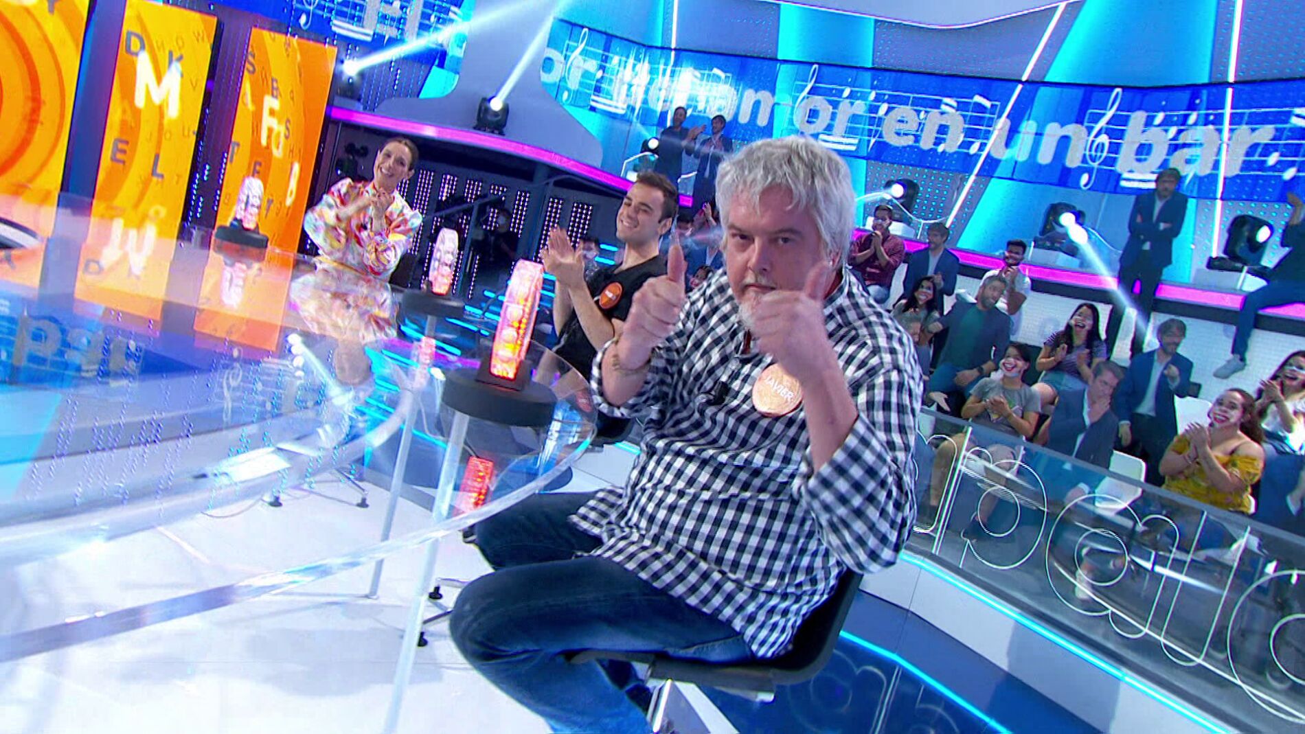 Javier Coronas borda la canci&oacute;n en su duelo contra Ram&oacute;n Arang&uuml;ena al ritmo de &lsquo;El calor del amor en un bar&rsquo;