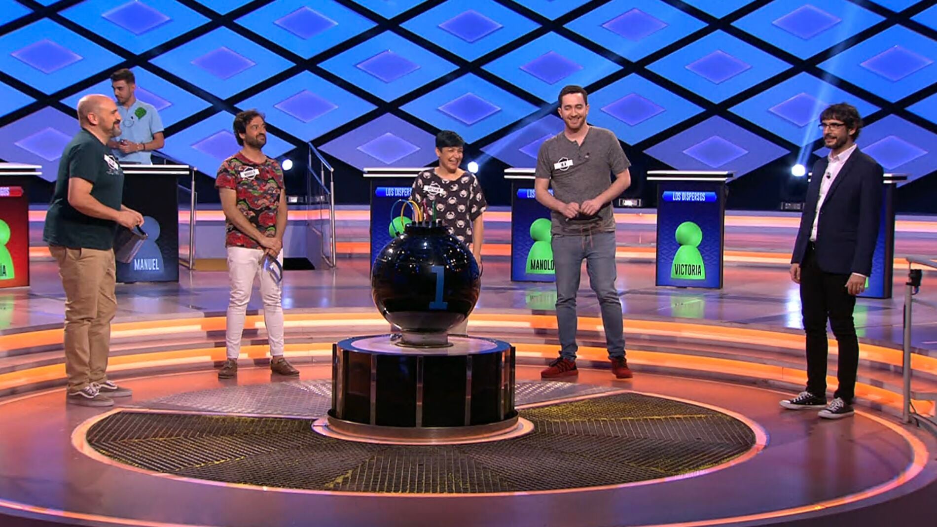 ‘Los dispersos’ cambian su grito de guerra en homenaje a sus rivales  en ‘¡Boom!’