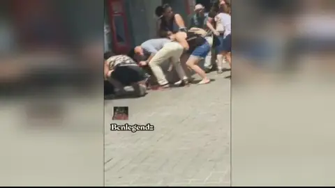 Lluvia de billetes en Barcelona tras un atraco Barcelona