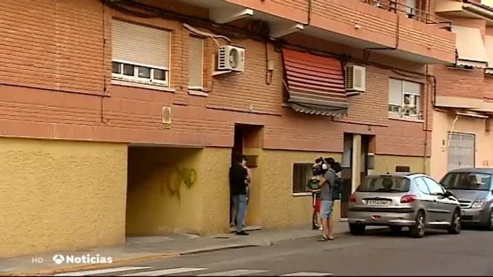 PAREJA